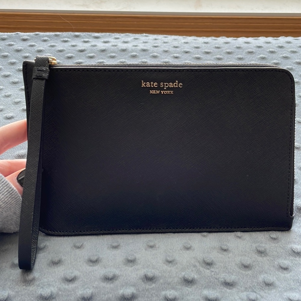 Kate Spade ♠️ New York Wristlet